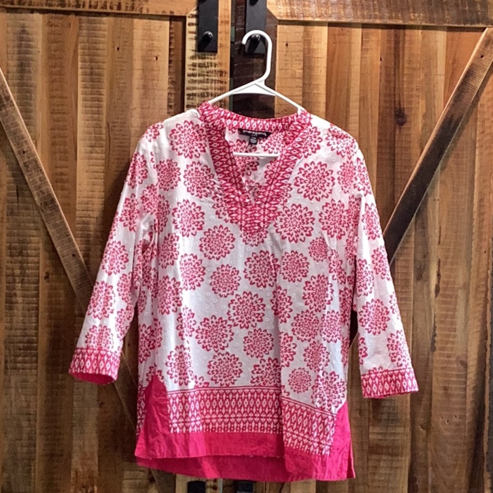 Sharagano 3/4 length sleeve blouse
